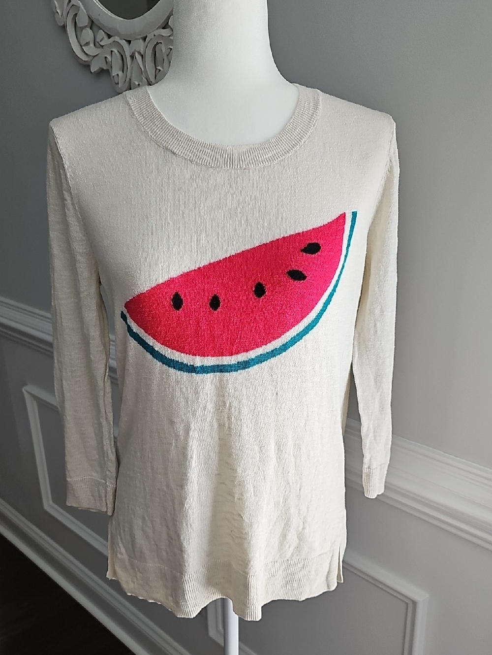 GAP Cream And Watermelon Lightweight Knit Sweater Size Small